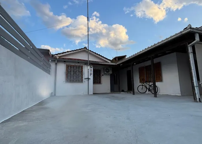 Apartment Christinas House *